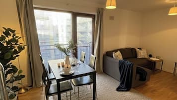 Apartamento Confort, balcón, vistas al jardín | Zona de estar