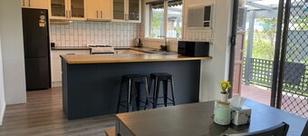 Bright and spacious Garden home - Perfect for families