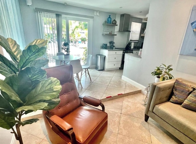 The Villa Unit - The Agustin Guesthouse For Men, A Beautiful & Sexy Resort Oasis - Fort Lauderdale