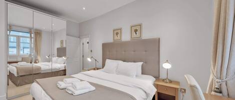 Iron/ironing board, travel cot, WiFi, bed sheets