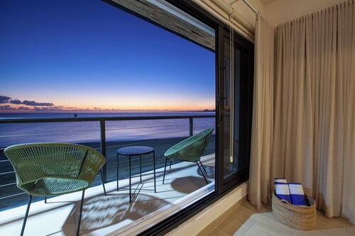 Spectacular Beachfront Villa