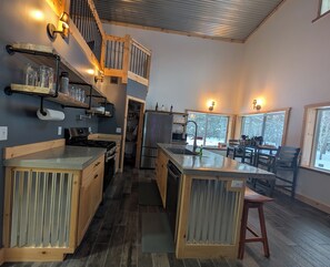 Private kitchen - Barndominium in RACO, located very close to trails. (brimley)