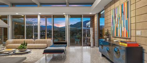 TV, fireplace, offices