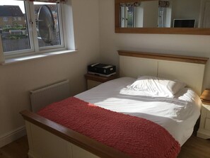 Ferienhaus, 2 Schlafzimmer, Terrasse, Gartenblick