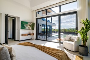 7 bedrooms, desk, free WiFi, bed sheets