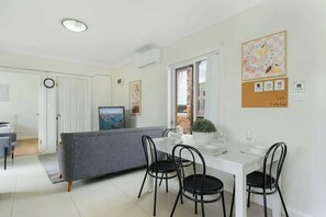 Dining - Bright 2BR North Ryde Near Metro & Macquarie (North Ryde)