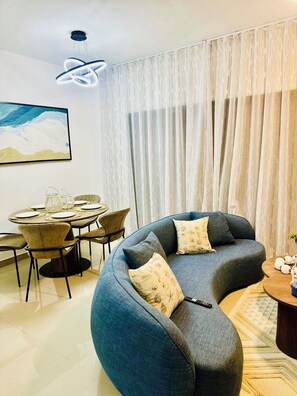 Smart TV -  2-bedroom and 4 bed  apartment with pool Bayahíbe (Bayahíbe)