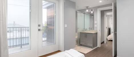 3 soveværelser, skrivebord, strygejern/strygebræt, gratis Wi-Fi