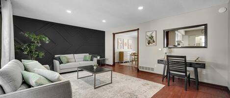 Télévision, cheminée