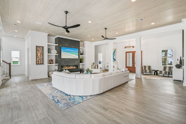 Unclassified image, 1 of 62, button - Luxury Blue Mountain Beach Retreat with Private Pool, Spa & Chef’s Kitchen (Santa Rosa Beach)