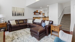 Smart-TV, Kamin, Stereoanlage