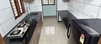 Cozy 1-bedroom apartment in beautiful Kozhikode with AC - Ground floor