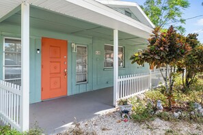 Exterior detail - House - Minutes from Siesta Key! (Sarasota)
