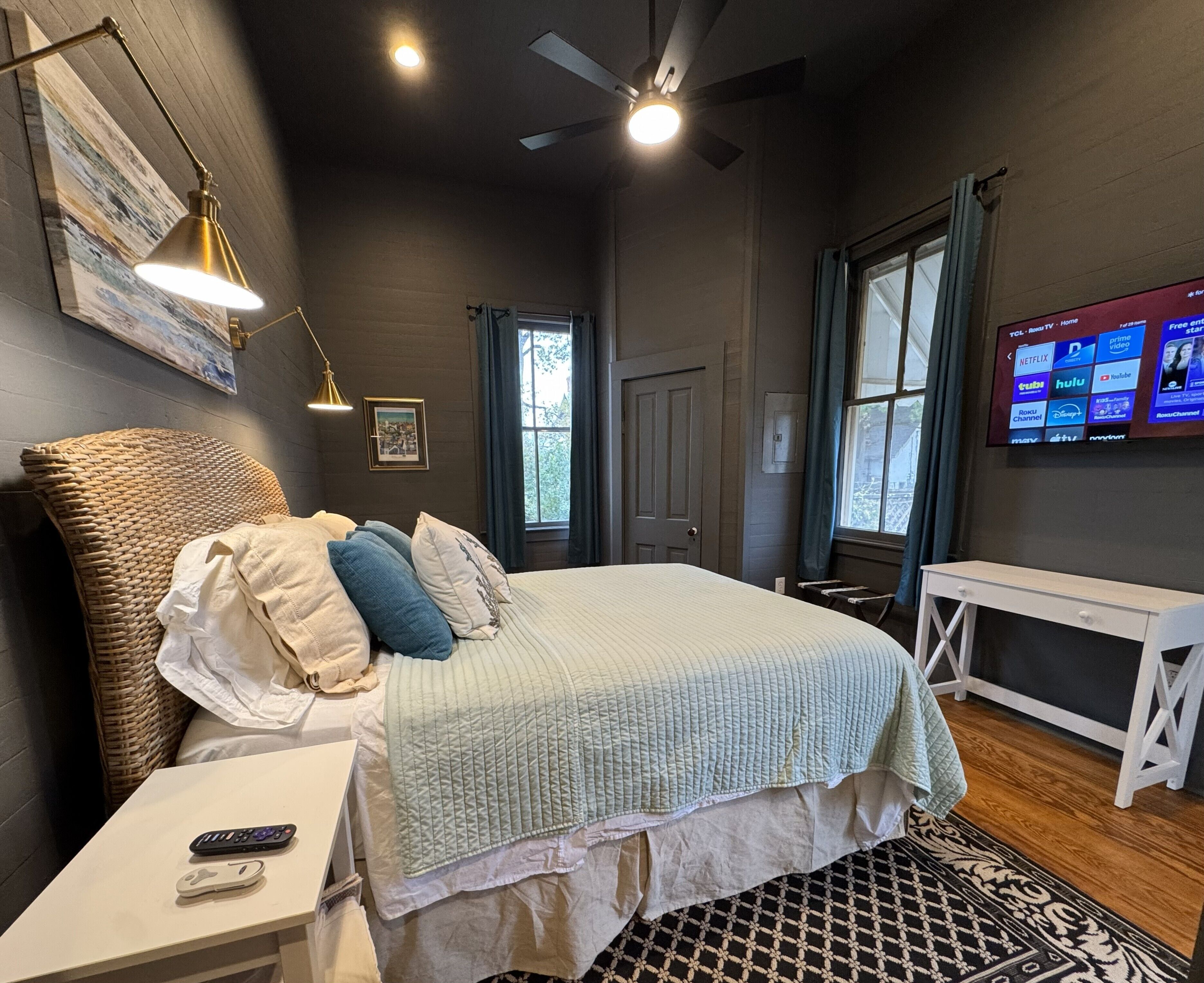 Iron/ironing board, free WiFi, bed sheets, wheelchair access