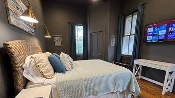 Iron/ironing board, free WiFi, bed sheets, wheelchair access