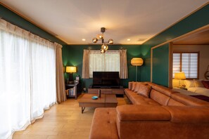 TV, music library, stereo