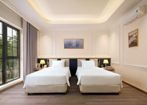 Deluxe Premier Room | มินิบาร์, โต๊ะทำงาน, ผ้าม่านกันแสง, ห้องเก็บเสียง