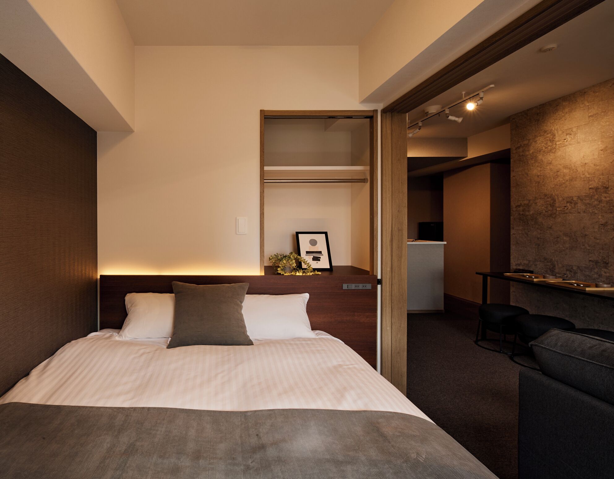 Rom – superior | Skrivebord, wi-fi (inkludert) og sengetøy