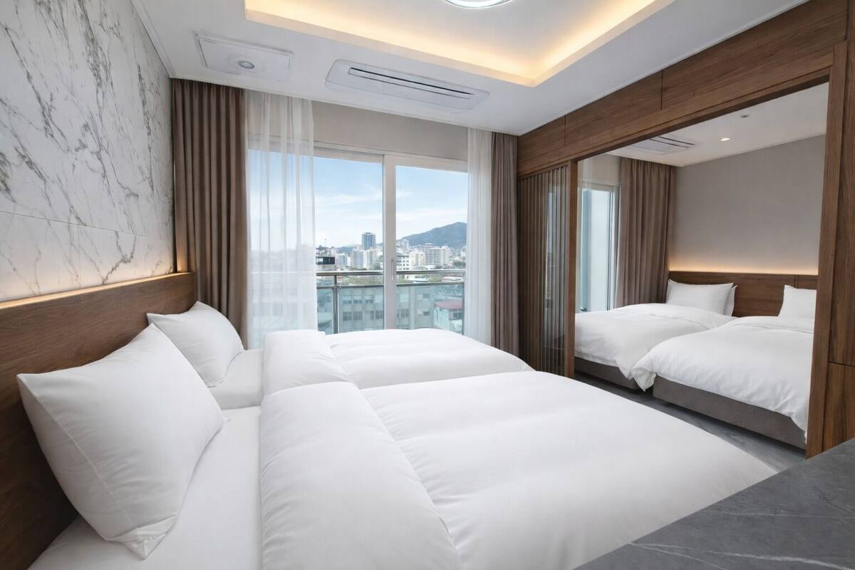 Wifi gratis y ropa de cama 