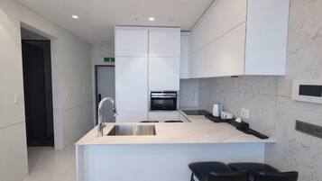 Ocean Suite | Free WiFi, bed sheets