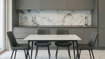 Corner Deluxe Twin | Free WiFi, bed sheets