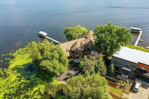 المنشأة من الخارج