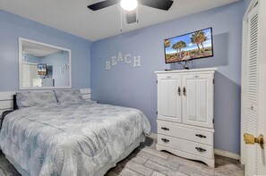 1 bedroom, iron/ironing board, WiFi, bed sheets - Ocean View Condo in Huge Resort (Myrtle Beach)