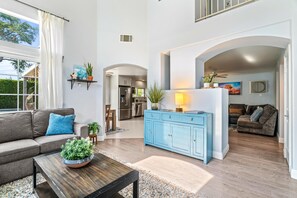 Smart TV, video games