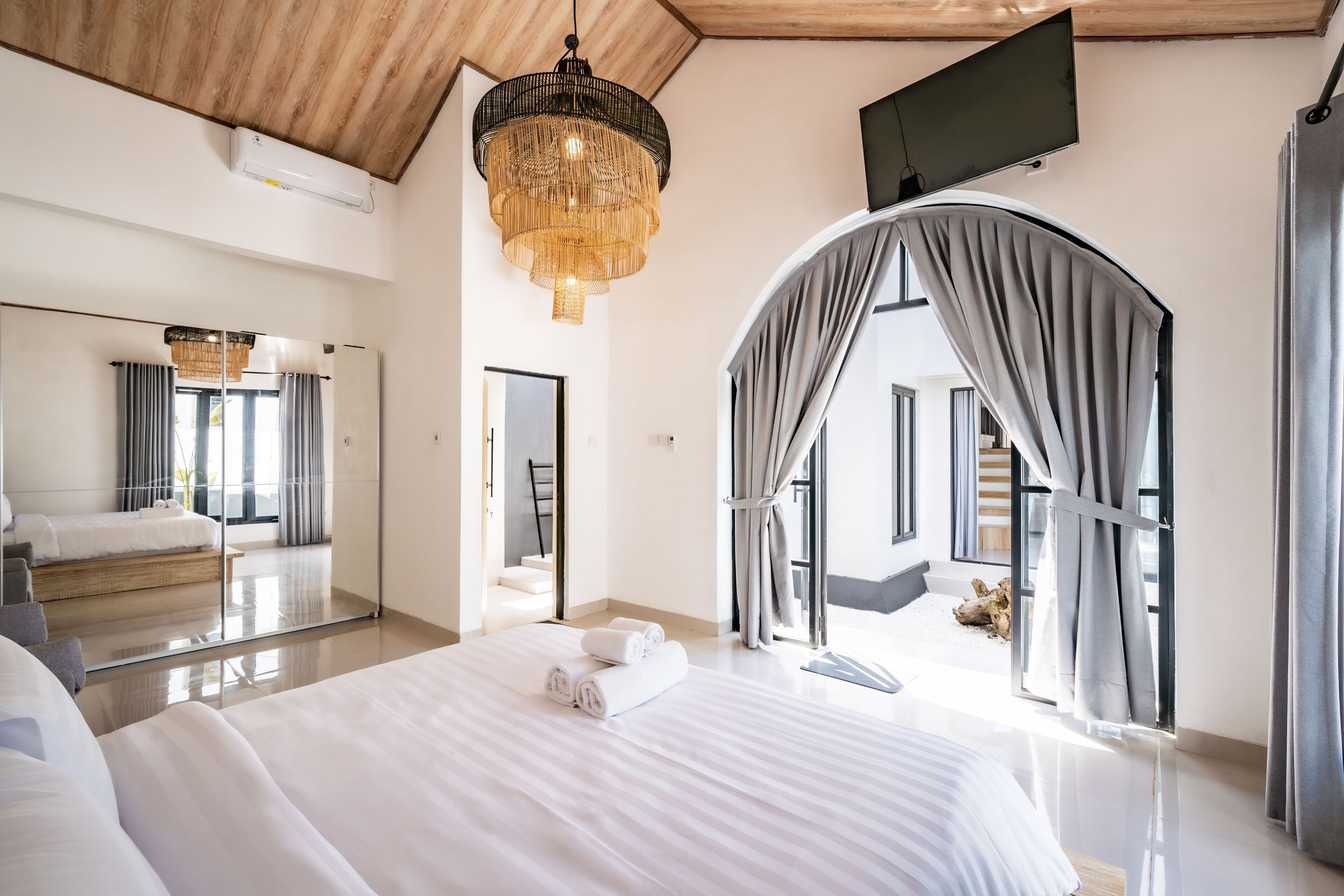 Villa, 5 habitaciones, vista a la alberca | Sábanas de algodón egipcio y ropa de cama de alta calidad 