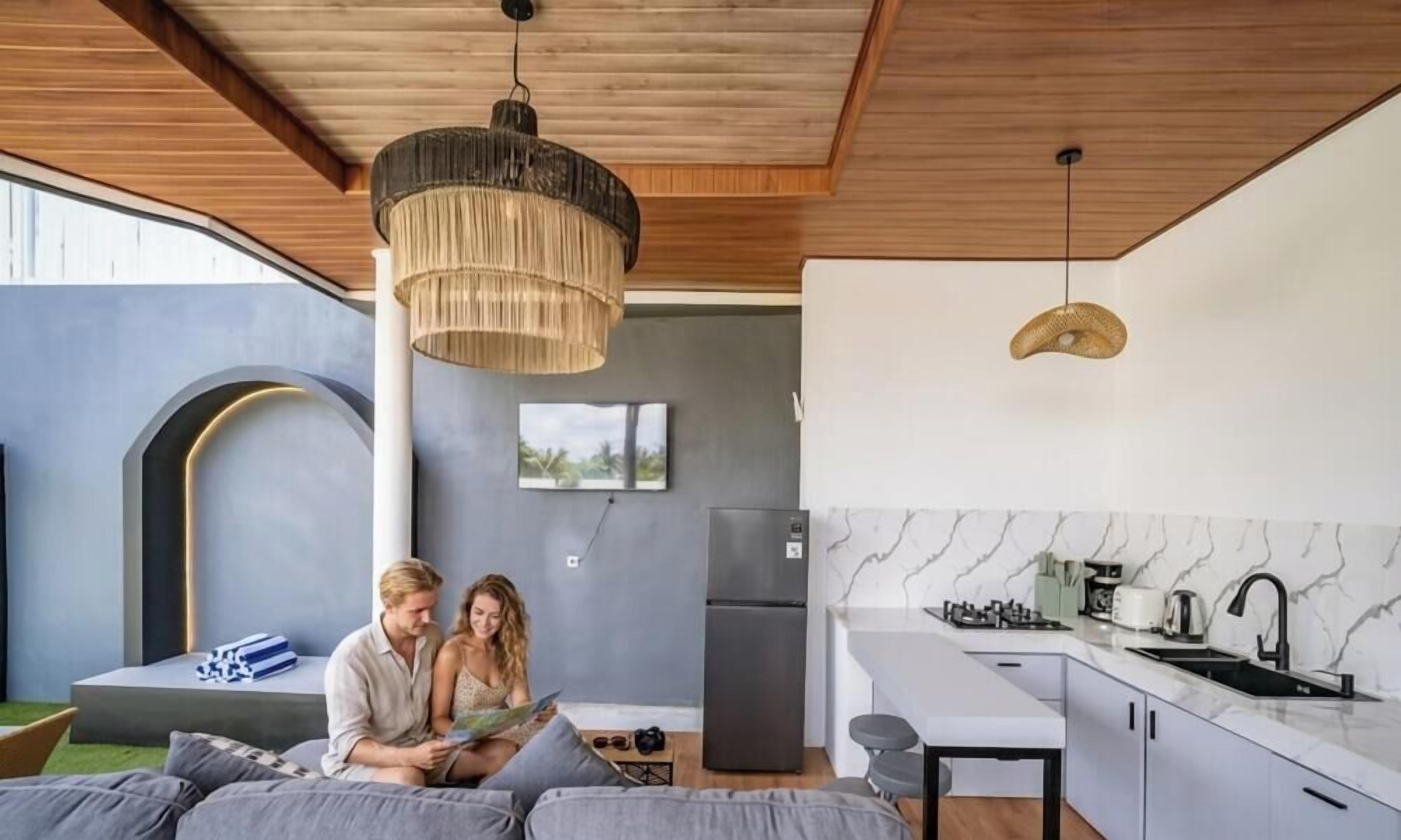 Fridge, microwave, stovetop, electric kettle