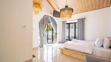 Villa, 5 Bedrooms, Pool View | Egyptian cotton sheets, premium bedding, in-room safe, desk