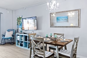 Dining - Sandpiper Towers 408 (Satellite Beach)