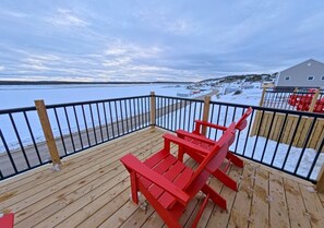 Unclassified image, 4 of 21, button