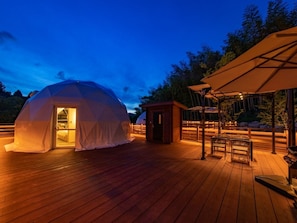 Huone | Terassi/patio