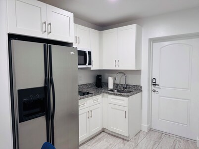 Green Pardise Cozy and Modern