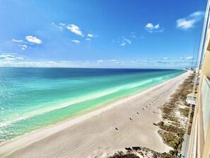 Beach - Beachfront 1BR + Bunks Condo w/ Pools Sleeps 6! (Panama City Beach)