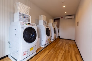 Laundry room - HOTEL R9 The Yard Kamiichi (Kamiichi)