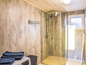 Bathroom - Skurå Villan by Interhome (Dalskog)