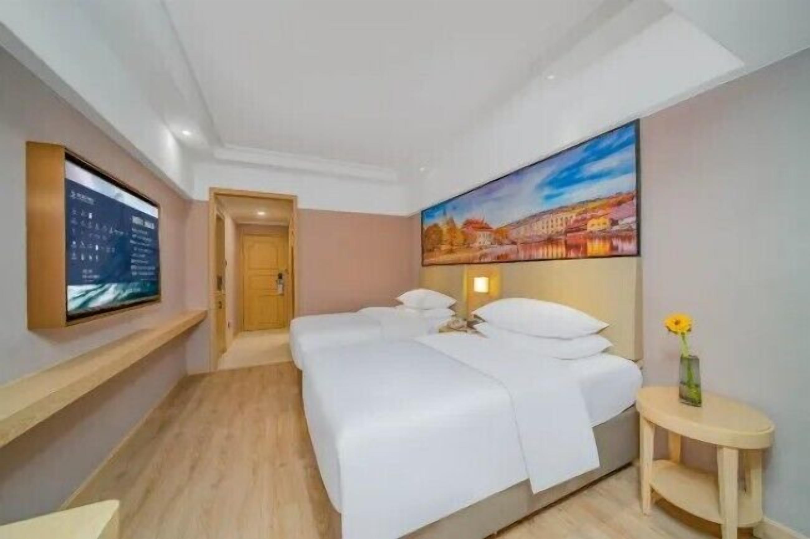 Desk, iron/ironing board, free WiFi