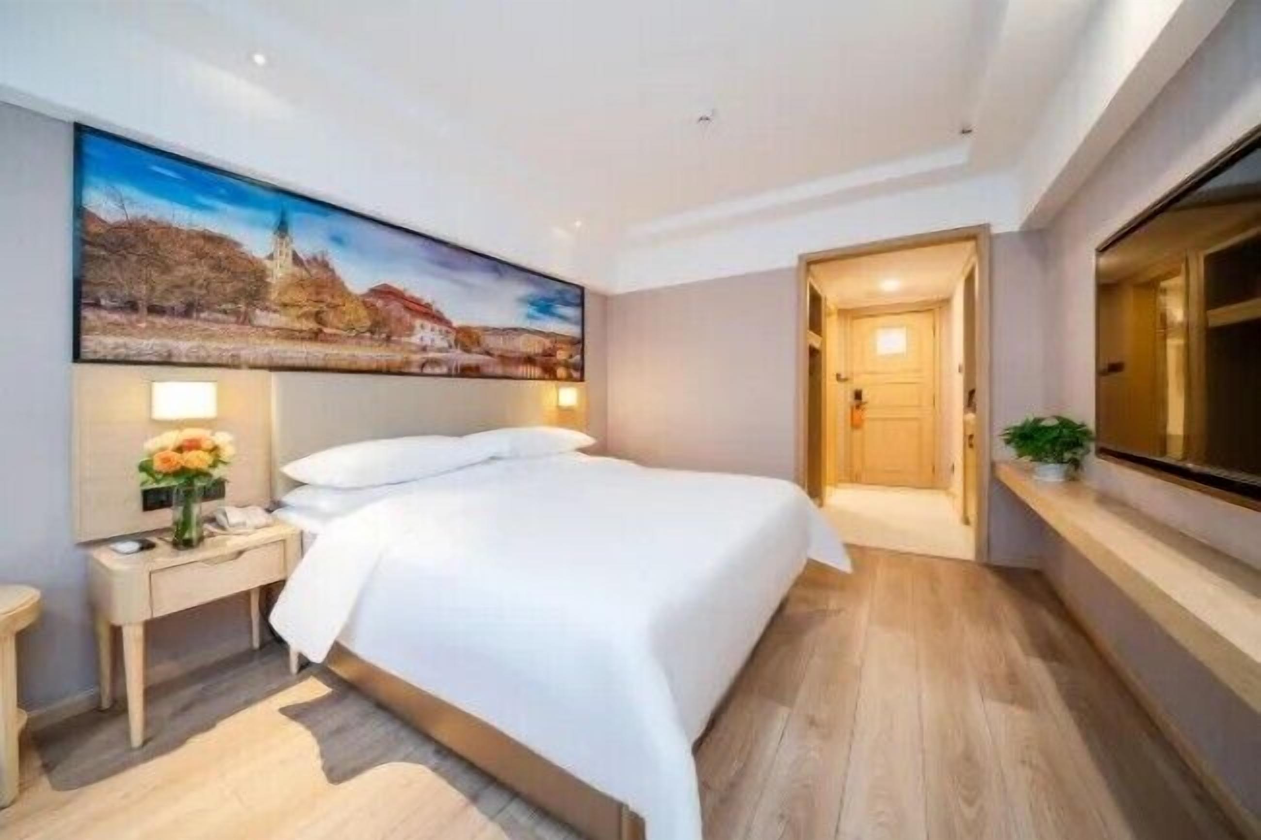 Desk, iron/ironing board, free WiFi