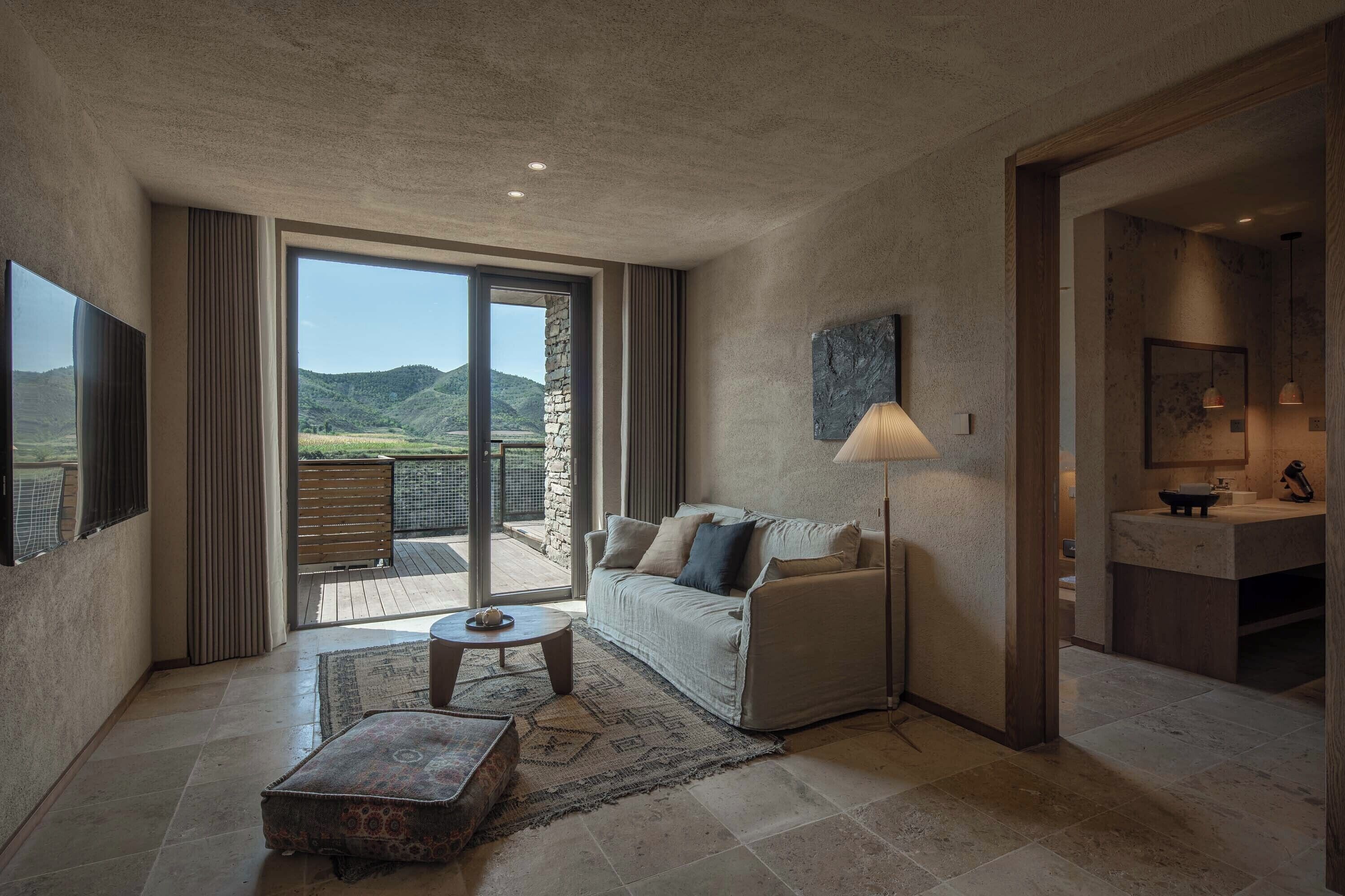 Standard Suite, Balcony, Mountain View | Blackout drapes, iron/ironing board, free WiFi, bed sheets