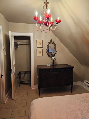 Strykejern/-brett, wi-fi (inkludert) og sengetøy