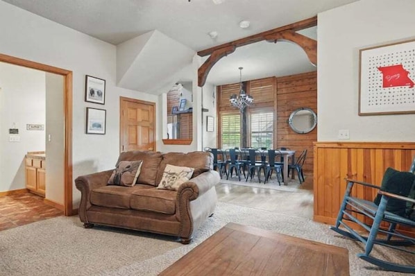 TV, fireplace - Close to Shows, Dining & Golf • 2BR + Loft Cabin (Branson)