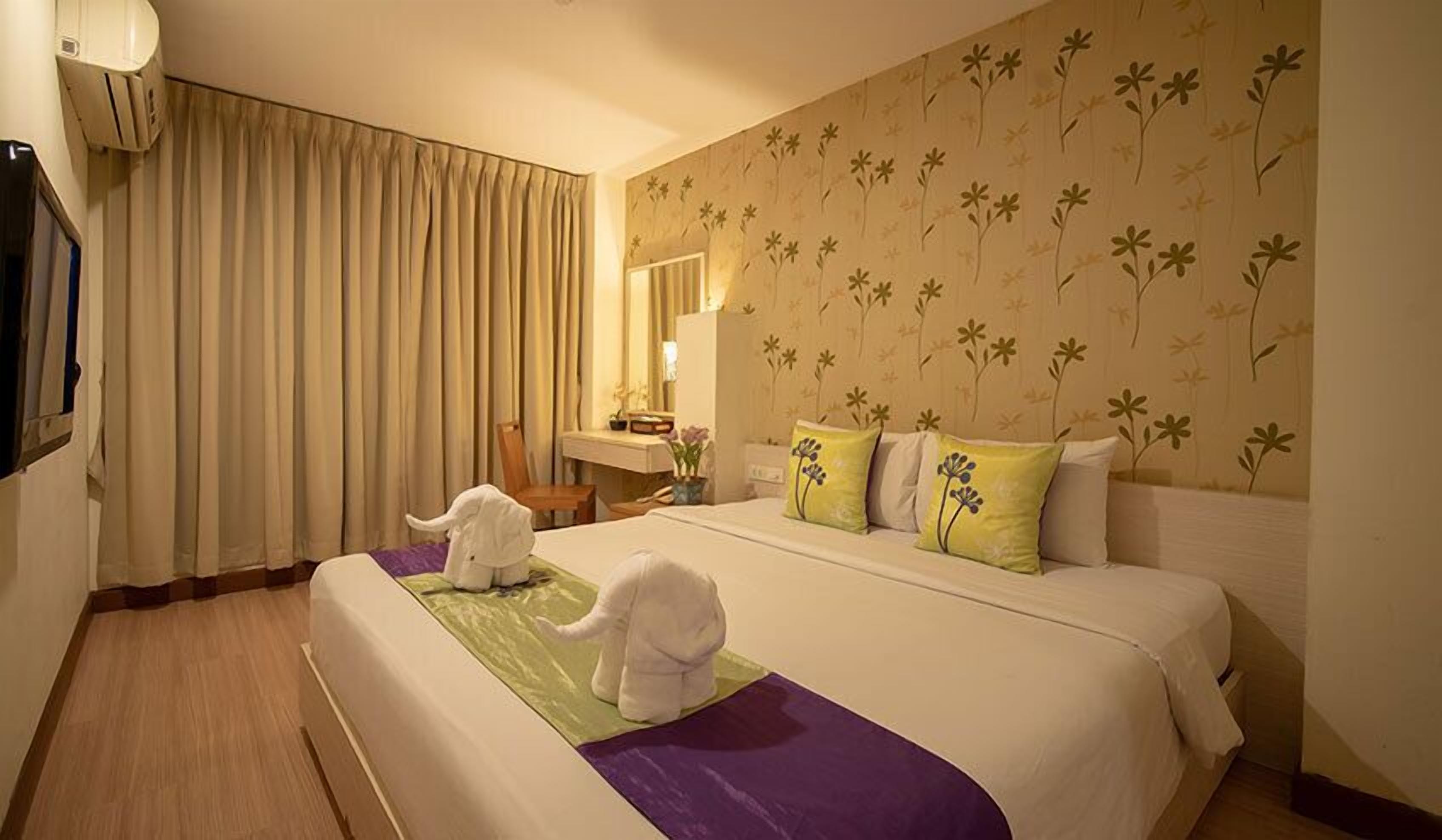 Habitación doble Deluxe | Escritorio y wifi gratis 