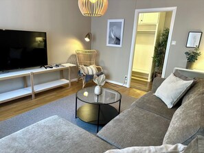 TV - Charming Two Rooms Apartment in Stockholm (Stockholm)