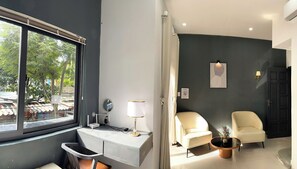 Interior - Sunlit new apartment 2BR by the beach for couple/family/group (Đà Nẵng)