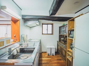 Private kitchen - Sado Island 120 year old private house for rent, Kawasaki Romantic House, Irori experience, hinoki cypress bath and storehouse sauna. (Kawasaki,Sado)