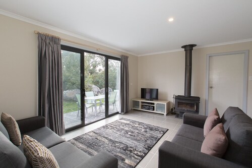 Skippy`s Cottage at Touchdown Cottages