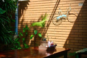 Reception - Chillin' House (Cat Ba - Cat Hai)