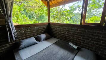 ํจ๋ฐ๋ฆฌ ์บ๋น, ๋ฐ์ฝ๋, ๊ณ๊ณก ์ ๋ง | ๋ฌด๋ฃ WiFi, ์นจ๋ ์ํธ